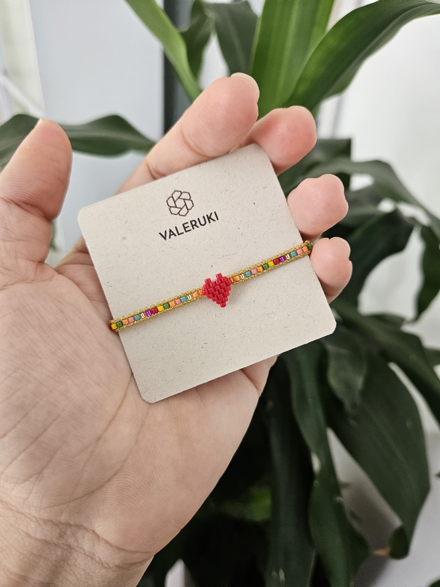 VALERUKI - 241-01.jpg